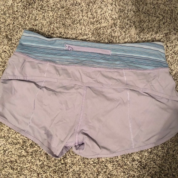 Lululemon Speed Up Short 2.5 Inch - Picture 3 of 3